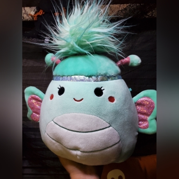 Nwot 8" Reina The Squishdoo Butterfly Squishmallow - Picture 4 of 4